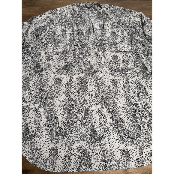 torrid Tops - Torrid Plus Size Harper Black Gray Blouse Shirt Top 6X 6 Lightweight